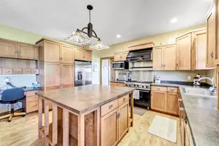 N4043 Morgan Dr, Waupaca, WI 54981 - Photo 6