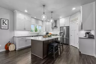 2053 W Sugar Ct, Appleton, WI 54913 - Photo 6