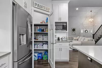 2053 W Sugar Court, Appleton, WI 54913 - Photo 10