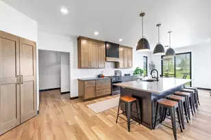 3629 W Hank Ave, De Pere, WI 54115 - Photo 14