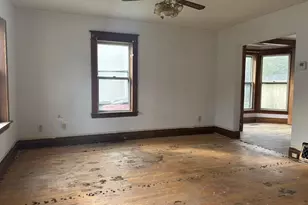 543 Jackson St, Oshkosh, WI 54901 - Photo 10