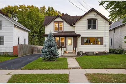 1017 W Lawrence Street, Appleton, WI 54914 - Photo 1