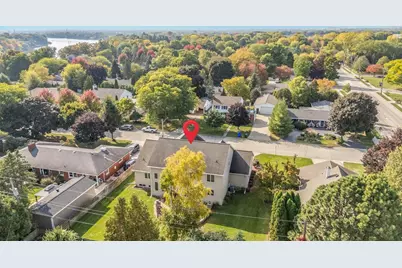 1606 S Carver Lane, Appleton, WI 54914 - Photo 8