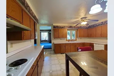 N4574 Broadway Street, New London, WI 54961 - Photo 22