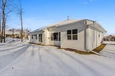 1093 Stordeur Drive, Green Bay, WI 54313 - Photo 48