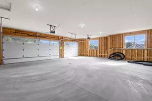 1093 Stordeur Dr, Green Bay, WI 54313 - Photo 34