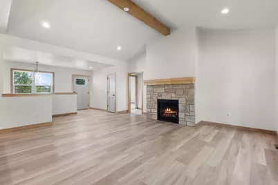 1093 Stordeur Drive, Green Bay, WI 54313 - Photo 16