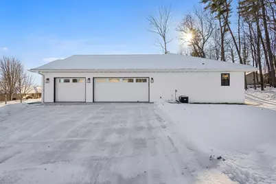 1093 Stordeur Drive, Green Bay, WI 54313 - Photo 6