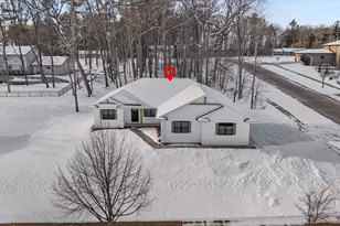 1093 Stordeur Dr, Green Bay, WI 54313 - Photo 52