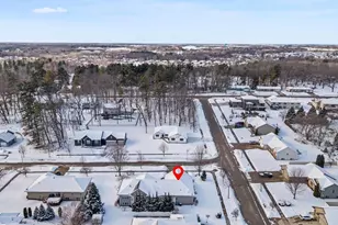 1093 Stordeur Dr, Green Bay, WI 54313 - Photo 56