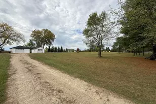 153 Mc Kittrick St, Berlin, WI 54923 - Photo 1