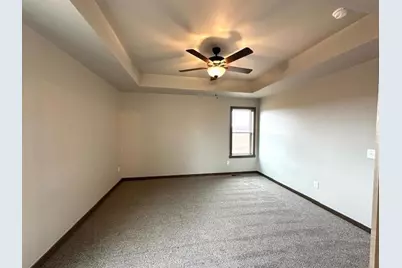 1302 W Thorn Creek Drive, Hilbert, WI 54129 - Photo 8