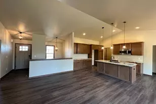 1316 W Thorn Crk Dr, Hilbert, WI 54129 - Photo 6