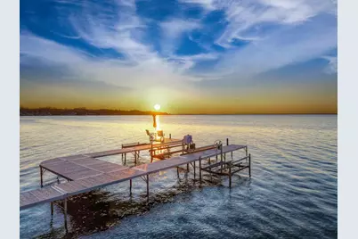 3050 Waldwic Lane, Oshkosh, WI 54904 - Photo 2