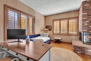 3050 Waldwic Ln, Oshkosh, WI 54904 - Photo 18