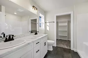 103 Theunis Dr, Wrightstown, WI 54180 - Photo 14