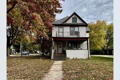 1426 N Meade Street, Appleton, WI 54911 - Photo 2