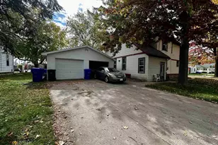 1426 N Meade St, Appleton, WI 54911 - Photo 4