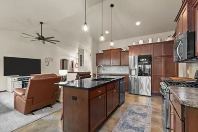 N9074 Papermaker, Menasha, WI 54952 - Photo 6