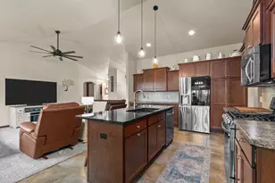 N9074 Papermaker, Menasha, WI 54952 - Photo 6