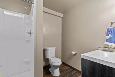 N9074 Papermaker, Menasha, WI 54952 - Photo 32