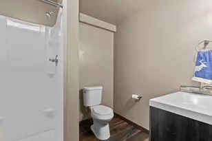 N9074 Papermaker, Menasha, WI 54952 - Photo 32