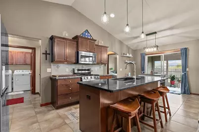 N9074 Papermaker, Menasha, WI 54952 - Photo 8