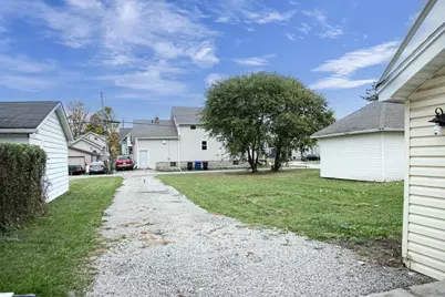 644 Ceape Avenue, Oshkosh, WI 54901 - Photo 4