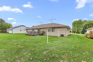 226 Killdeer Ave, Campbellsport, WI 53010 - Photo 32