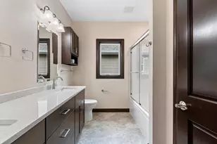 2534 N Stellita Cir, De Pere, WI 54115 - Photo 36
