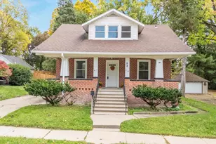 88 N Clinton Ave, Clintonville, WI 54929 - Photo 1