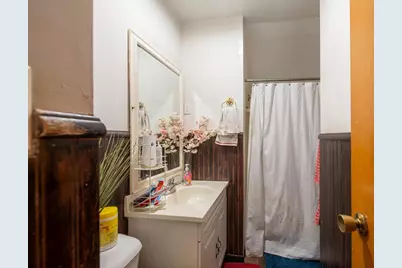 506 W New York Avenue, Oshkosh, WI 54901 - Photo 18