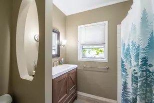 506 W New York Ave, Oshkosh, WI 54901 - Photo 12