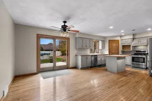 217 Patricia Ln, Wrightstown, WI 54180 - Photo 12