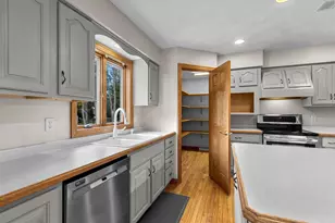 217 Patricia Ln, Wrightstown, WI 54180 - Photo 14