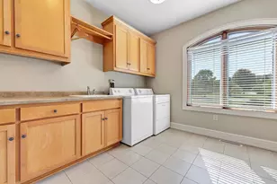 3335 Langdon St, Green Bay, WI 54311 - Photo 18