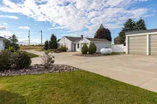 N5598 State Road 47, Black Creek, WI 54106 - Photo 8