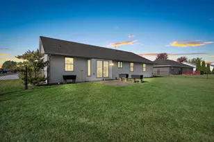 708 Lowell Rd, Luxemburg, WI 54217 - Photo 4