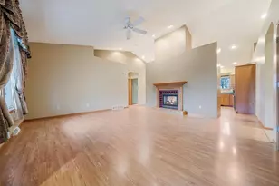 4980 Broderick Rd, Omro, WI 54963 - Photo 10