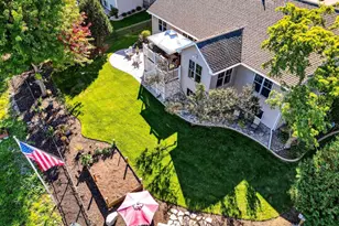 1516 Kingswood Dr, Neenah, WI 54956 - Photo 24