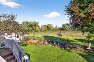 1516 Kingswood Dr, Neenah, WI 54956 - Photo 14