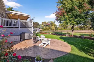 1516 Kingswood Dr, Neenah, WI 54956 - Photo 6