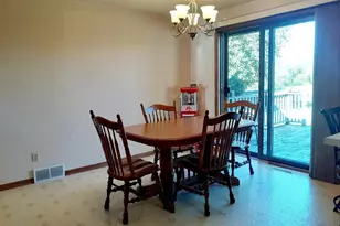 N3992 Shamrock Cir, Appleton, WI 54913 - Photo 8