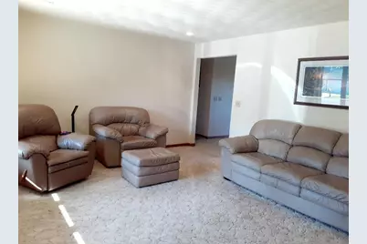 N3992 Shamrock Circle, Appleton, WI 54913 - Photo 6