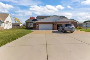 N308 Eastowne Ct, Appleton, WI 54915 - Photo 32