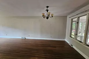 N2071 Mary Jane Cir, Waupaca, WI 54981 - Photo 18