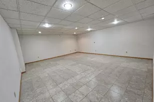 N2071 Mary Jane Cir, Waupaca, WI 54981 - Photo 10