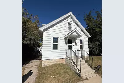 1218 Carr Place, Oshkosh, WI 54901 - Photo 1