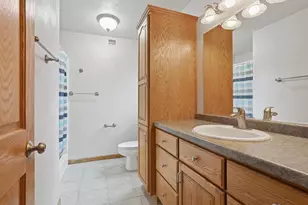 498 Ridgeway Ct, Brillion, WI 54110 - Photo 10