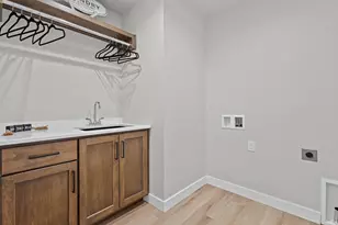 2576 Meyer Wy, De Pere, WI 54115 - Photo 28